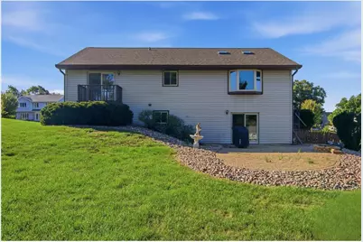 4002 Oak Knoll Drive, Eau Claire, WI 54701 - Photo 34