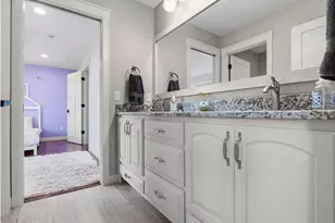 4766 S Oakwood Hills Pkwy, Eau Claire, WI 54701 - Photo 24