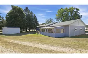 1104 W Winter Ave, Elmwood, WI 54740 - Photo 30