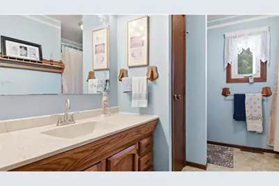 1104 W Winter Avenue, Elmwood, WI 54740 - Photo 16