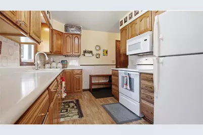 1104 W Winter Avenue, Elmwood, WI 54740 - Photo 10