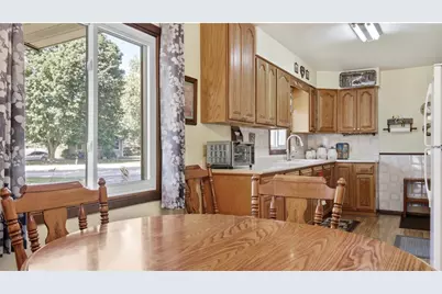 1104 W Winter Avenue, Elmwood, WI 54740 - Photo 12