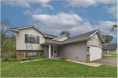 26245 Golden Avenue, Wyoming, MN 55092 - Photo 2