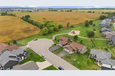 2237 Pioneer Trail, New Richmond, WI 54017 - Photo 38