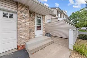 617 Grandview Way, Hudson, WI 54016 - Photo 2