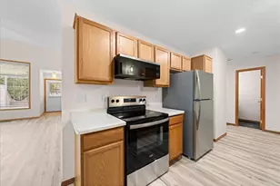 617 Grandview Way, Hudson, WI 54016 - Photo 8