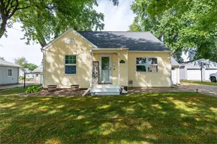 548 W Hudson St, Mondovi, WI 54755 - Photo 2