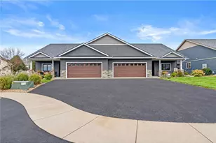 3563 Newcastle Dr, River Falls, WI 54022 - Photo 2
