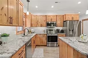 3563 Newcastle Dr, River Falls, WI 54022 - Photo 10