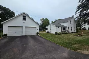 805 Orange St, Prescott, WI 54021 - Photo 4