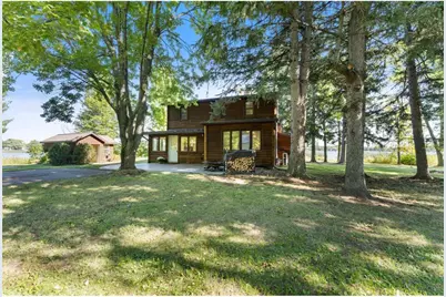 246 Magnor Lake Court, Clayton, WI 54004 - Photo 2