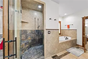 3130 Anric Dr, Eau Claire, WI 54701 - Photo 34