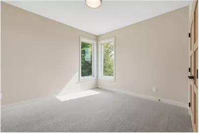 538 Chapman Hills Court, Saint Joseph, WI 54016 - Photo 12
