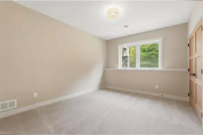 538 Chapman Hills Court, Saint Joseph, WI 54016 - Photo 16