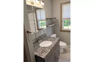 439 N 8th St, River Falls, WI 54022 - Photo 10