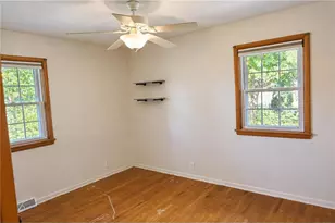 439 N 8th St, River Falls, WI 54022 - Photo 14