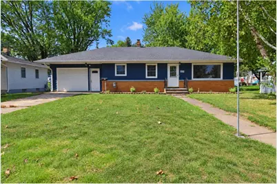 439 N 8th Street, River Falls, WI 54022 - Photo 2
