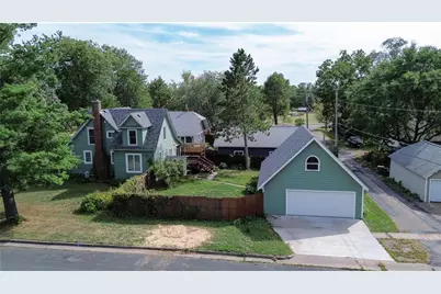 319 N Pearl Street, River Falls, WI 54022 - Photo 2