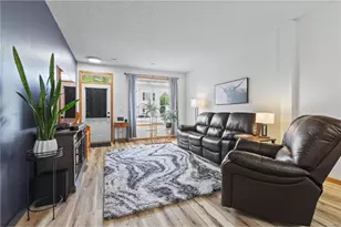 24 River Woods Dr, Saint Paul Park, MN 55071 - Photo 10