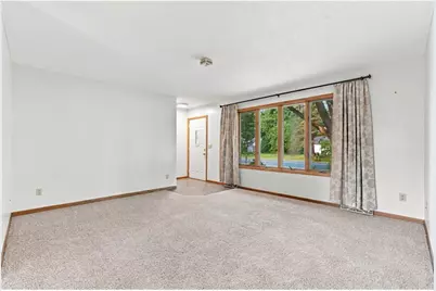 730 Apollo Road, River Falls, WI 54022 - Photo 4