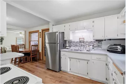 121 W Race Avenue, Elmwood, WI 54740 - Photo 8
