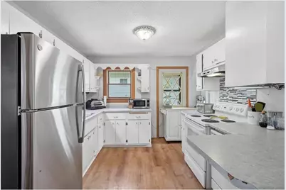 121 W Race Avenue, Elmwood, WI 54740 - Photo 6