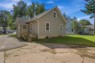 515 12th Ave, Menomonie, WI 54751 - Photo 32