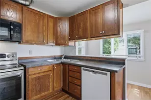 515 12th Ave, Menomonie, WI 54751 - Photo 6