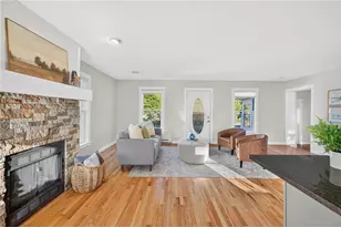 627 Locust St, Hudson, WI 54016 - Photo 10