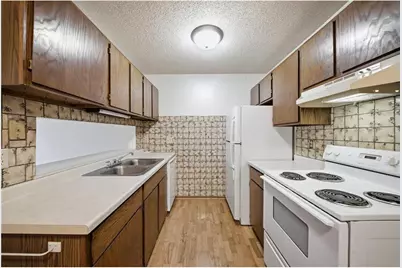 14182 Pennock Avenue #309, Apple Valley, MN 55124 - Photo 6