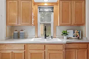 1186 Englewood Ave, Saint Paul, MN 55104 - Photo 16