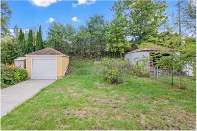 1186 Englewood Avenue, Saint Paul, MN 55104 - Photo 24