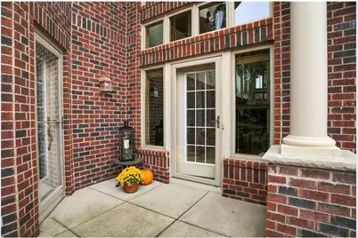 243 W Canyon Drive, Hudson, WI 54016 - Photo 4