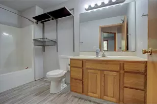381 Red Cedar St, Menomonie, WI 54751 - Photo 14