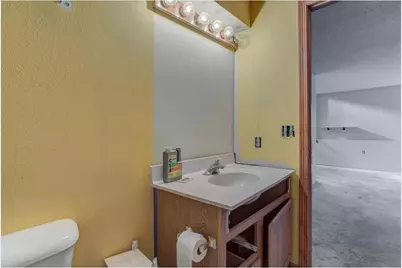 381 Red Cedar Street #1, Menomonie, WI 54751 - Photo 30