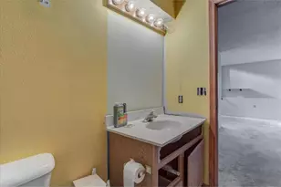 381 Red Cedar St, Menomonie, WI 54751 - Photo 30