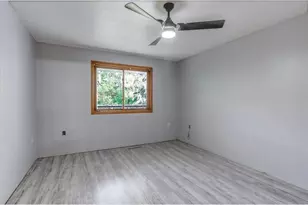 381 Red Cedar St, Menomonie, WI 54751 - Photo 16