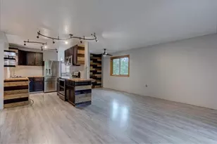 381 Red Cedar St, Menomonie, WI 54751 - Photo 12
