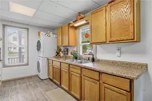 465 W Spruce St, Chippewa Falls,  54729 - Photo 12