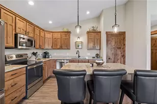 184 Steelhead Dr, River Falls, WI 54022 - Photo 4