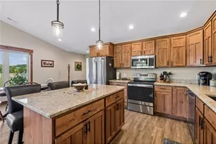 184 Steelhead Dr, River Falls, WI 54022 - Photo 6