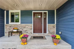 23 Hilltop Rd, Houlton, WI 54082 - Photo 4