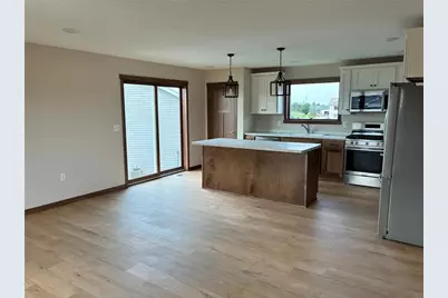 1825 Cypress Trail, New Richmond, WI 54017 - Photo 4