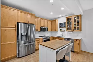 15557 Dunraven Dr, Apple Valley, MN 55124 - Photo 4