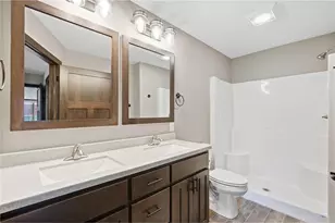 247 Cedar St, Baldwin, WI 54002 - Photo 12