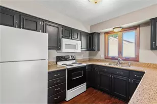 1719 Cudd Cir, Hudson, WI 54016 - Photo 8