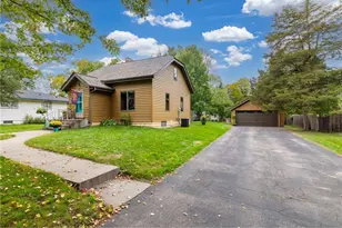 525 N Fremont St, River Falls, WI 54022 - Photo 2