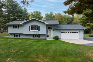 1920 22-22 1/4 St, Rice Lake, WI 54868 - Photo 4
