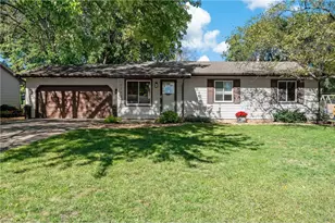 11132 97th Pl, Maple Grove, MN 55369 - Photo 2