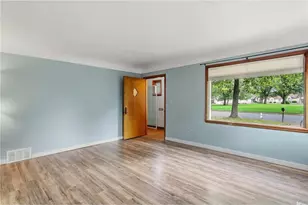 837 Hopwood Ave, Menomonie, WI 54751 - Photo 14